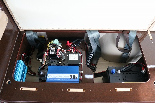 キャンピングカー バンコン ﾊｲｴｰｽ FOCS DSｺﾝﾊﾟｸﾄ