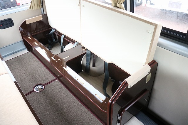 キャンピングカー バンコン ﾊｲｴｰｽ FOCS DSｺﾝﾊﾟｸﾄ