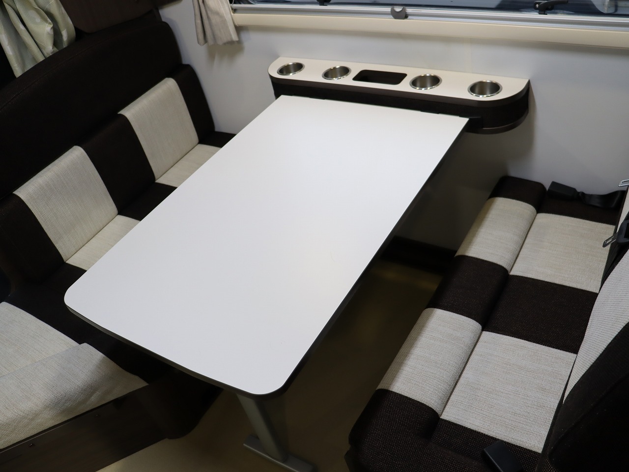 キャンピングカー キャブコン ｶﾑﾛｰﾄﾞ ﾅｯﾂRV ｸﾚｱ5.3Xｴﾎﾞ 4WD