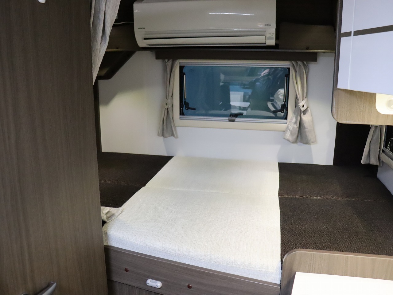 キャンピングカー キャブコン ｶﾑﾛｰﾄﾞ ﾅｯﾂRV ｸﾚｱ5.3Xｴﾎﾞ 4WD