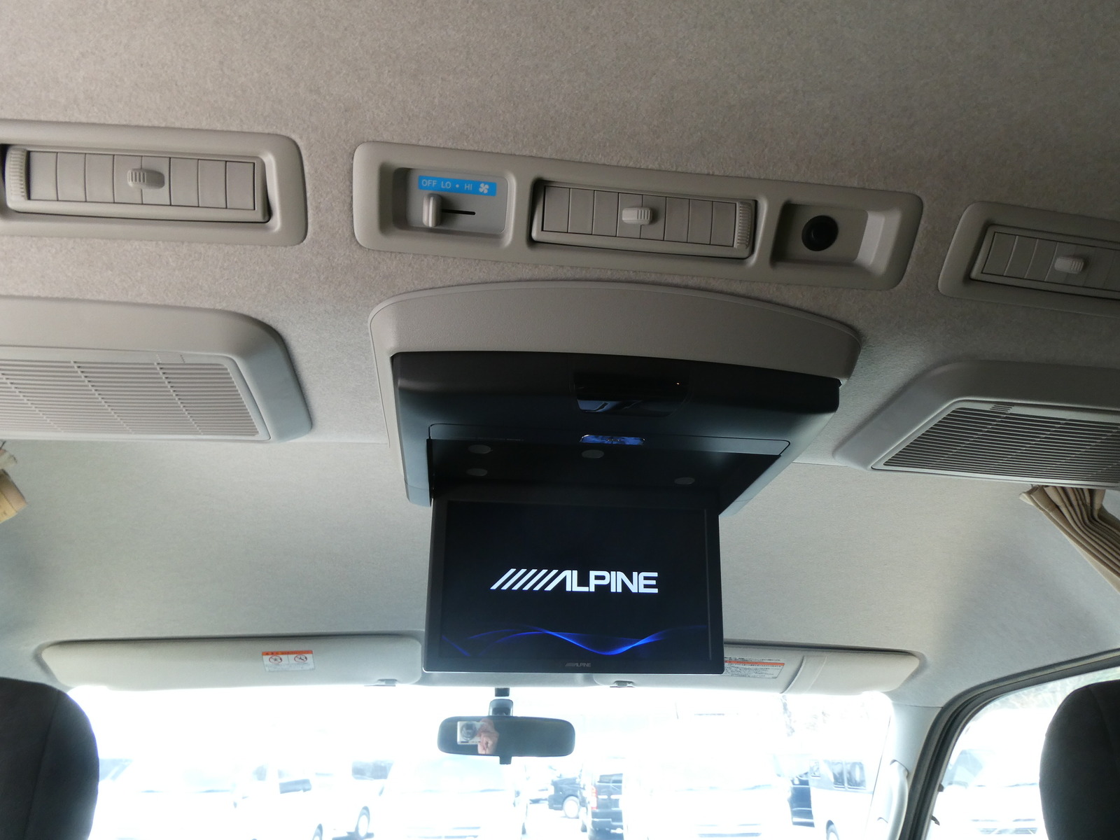 キャンピングカー ハイエース ｹｲﾜｰｸｽ　ｵｰﾛﾗｽﾀｰｸﾙｰｽﾞSL　FF　冷蔵庫