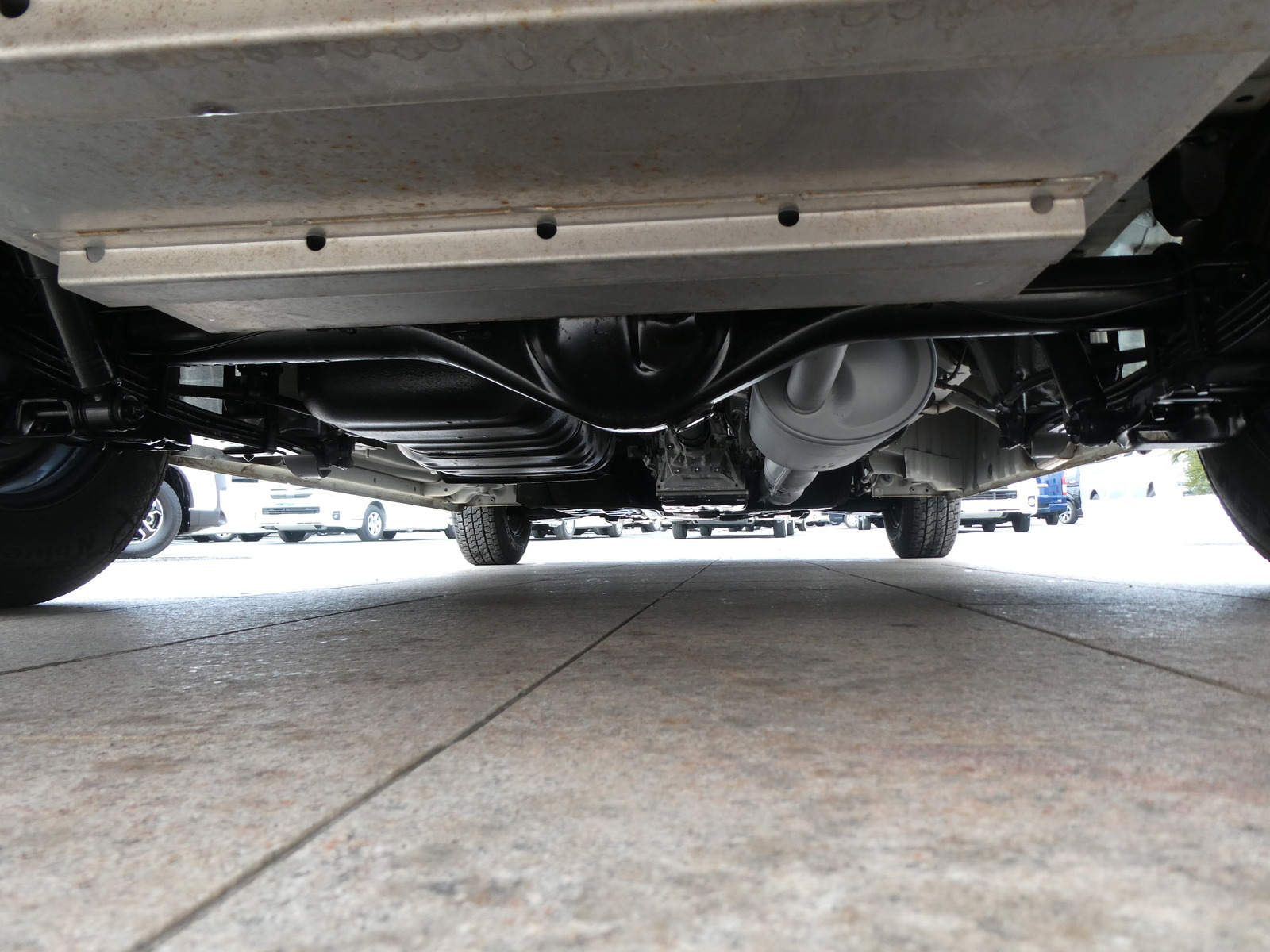 キャンピングカー ハイエース ｹｲﾜｰｸｽ　ｵｰﾛﾗｽﾀｰｸﾙｰｽﾞSL　FF　冷蔵庫