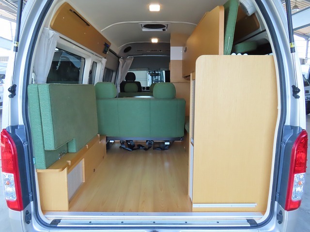 キャンピングカー バンコン ﾊｲｴｰｽﾄｲﾌｧｸﾄﾘｰﾗﾝﾄﾞﾃｨﾋﾟｰｶｰｻﾎｰﾑED