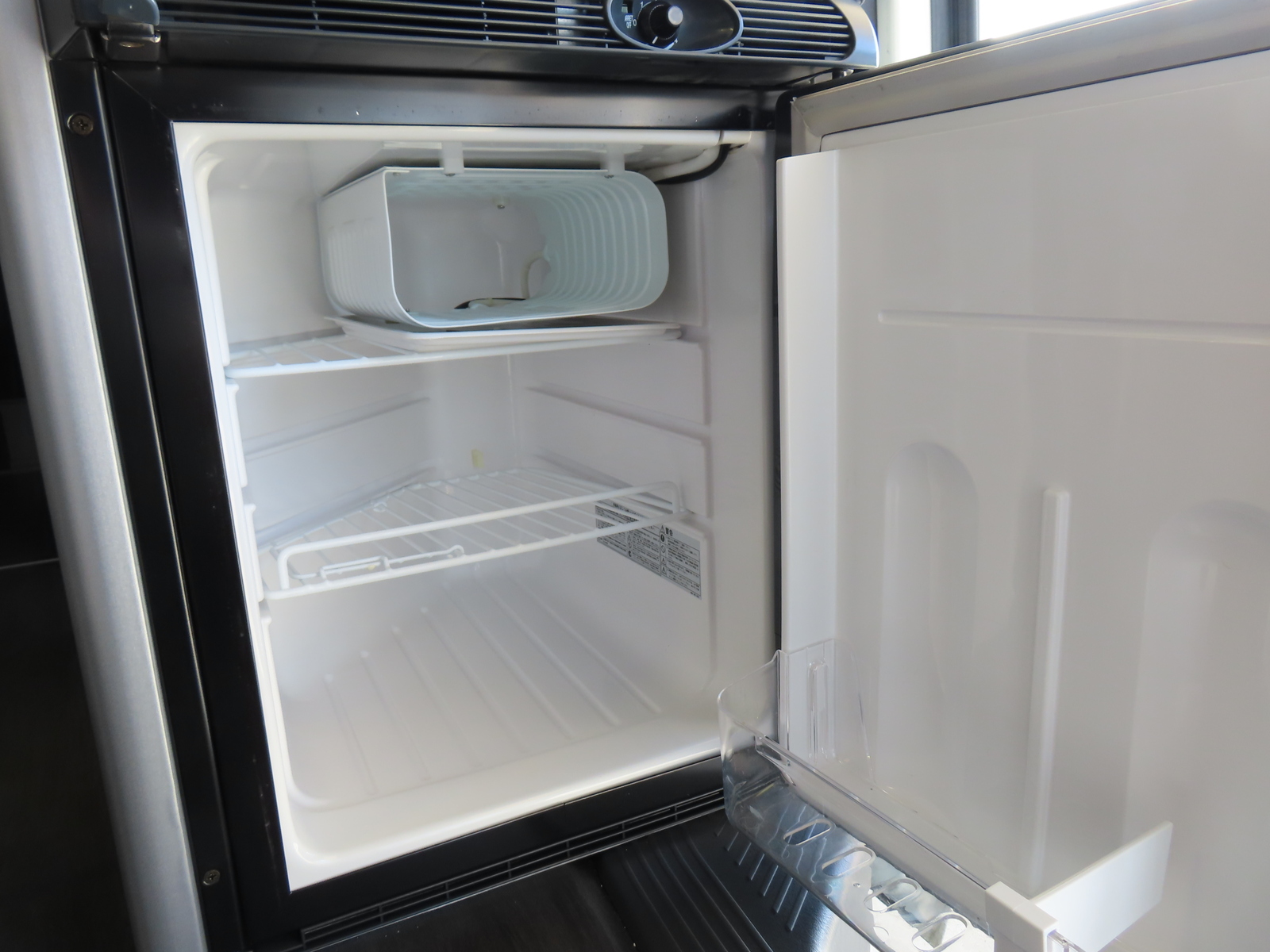 キャンピングカー バンコン ﾊｲｴｰｽ ｶｽﾀﾑｾﾚｸﾄ ﾛｰﾄﾞｾﾚｸﾄ 4WD