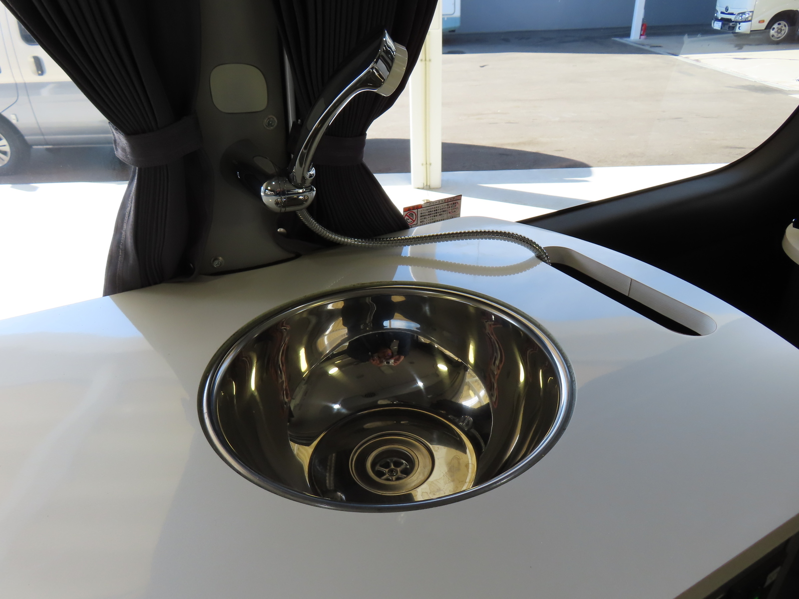 キャンピングカー バンコン ﾊｲｴｰｽ ｶｽﾀﾑｾﾚｸﾄ ﾛｰﾄﾞｾﾚｸﾄ 4WD