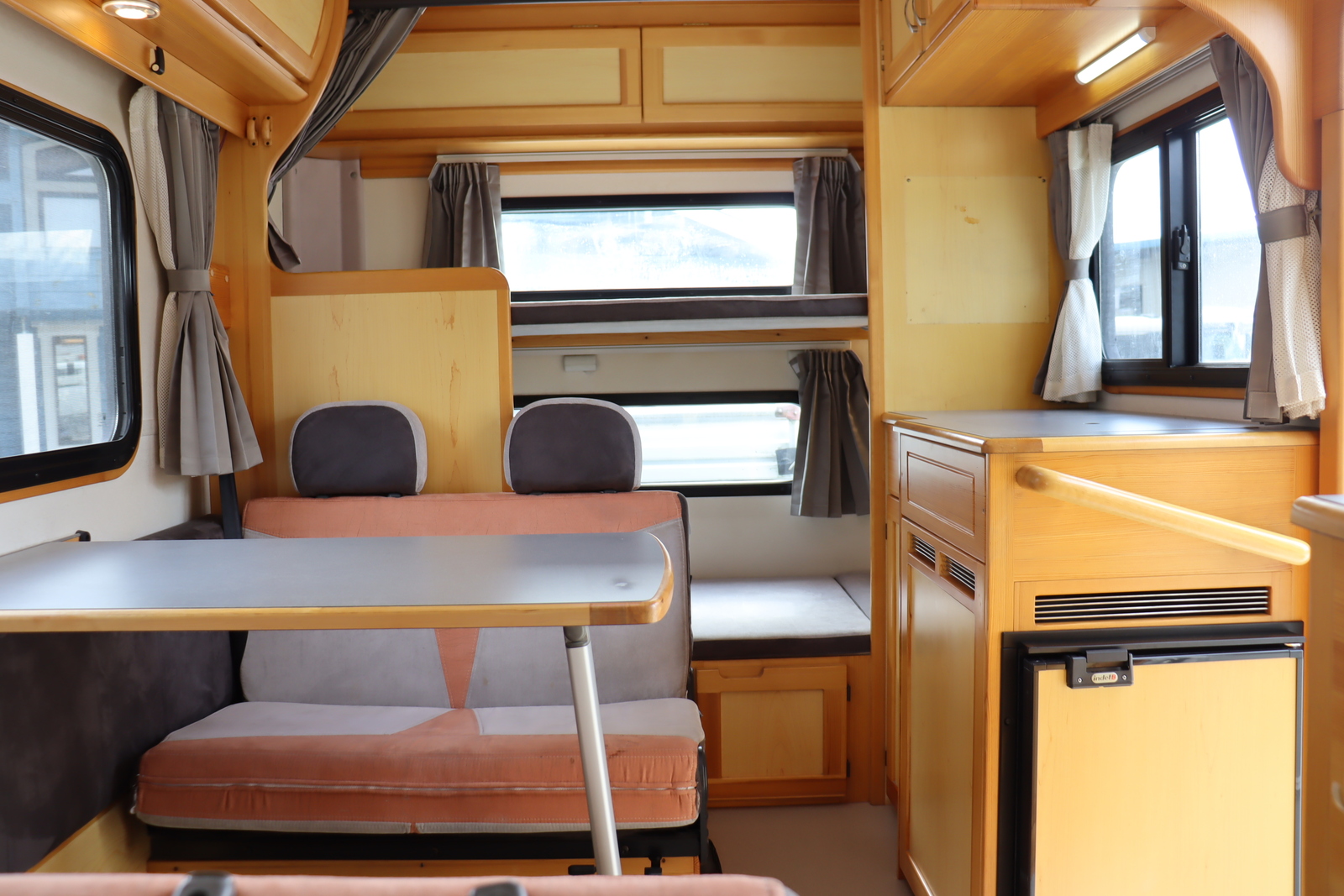 キャンピングカー キャブコン ﾎﾞﾝｺﾞ AtoZ ｱﾐﾃｨ 4WD