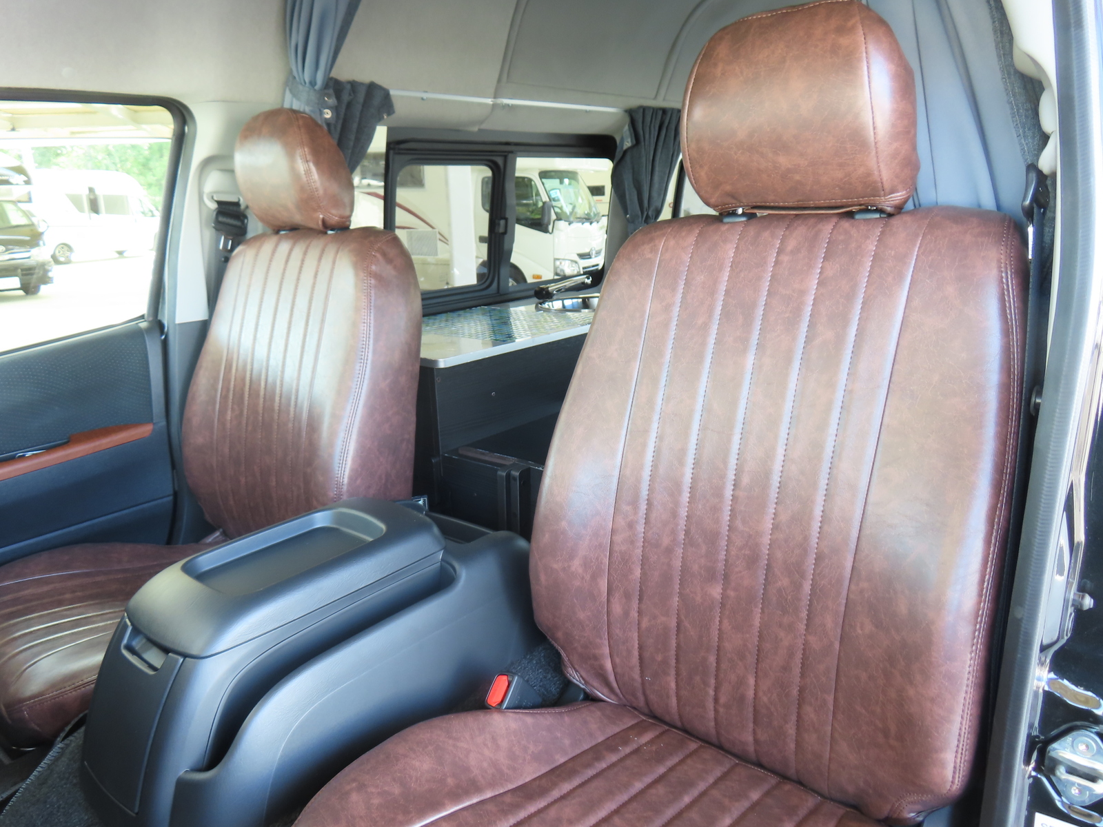 キャンピングカー バンコン ﾊｲｴｰｽ ﾓﾋﾞｰﾃﾞｨｯｸNH02 FFﾋｰﾀｰ 4WD