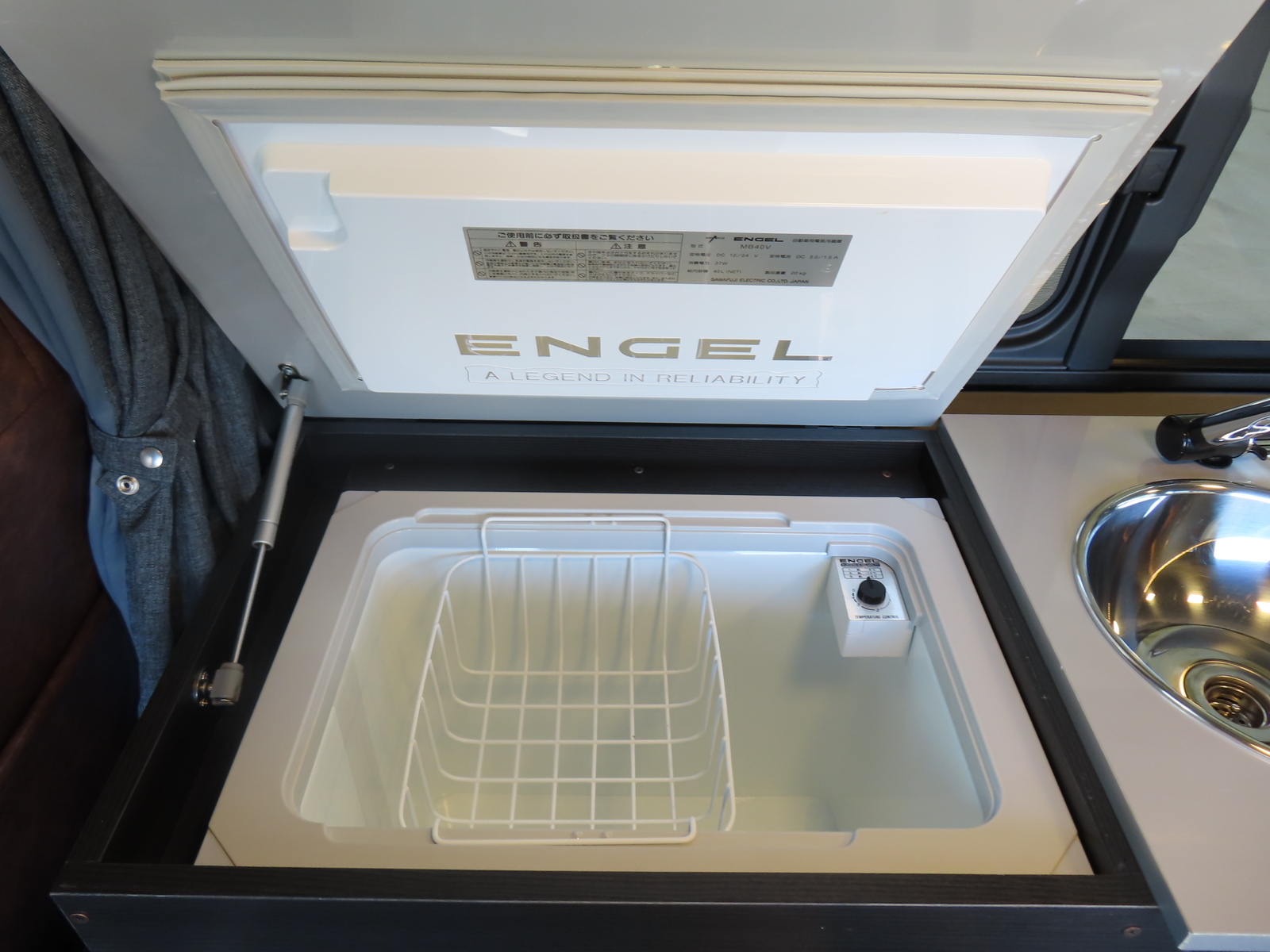 キャンピングカー バンコン ﾊｲｴｰｽ ﾓﾋﾞｰﾃﾞｨｯｸNH02 FFﾋｰﾀｰ 4WD