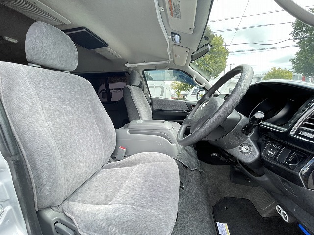 キャンピングカー バンコン ﾊｲｴｰｽ　かｰいんてりあ高橋　ﾘﾗｯｸｽﾜｺﾞﾝ