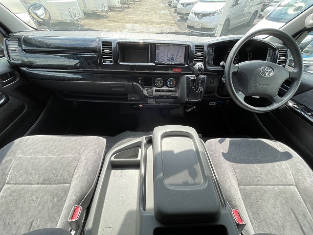 キャンピングカー バンコン ﾊｲｴｰｽ　かｰいんてりあ高橋　ﾘﾗｯｸｽﾜｺﾞﾝ