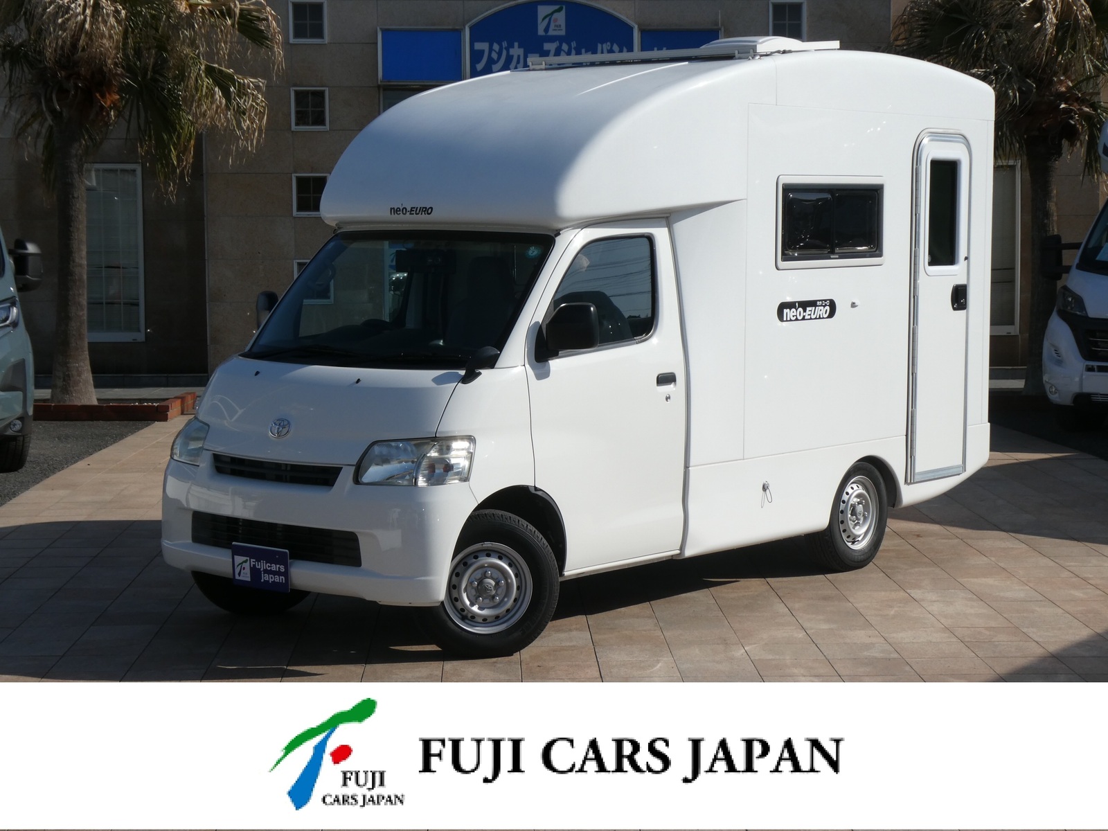 キャンピングカー キャブコン かーいんてりあ高橋　ネオユーロ　手動スライドアウト　FF