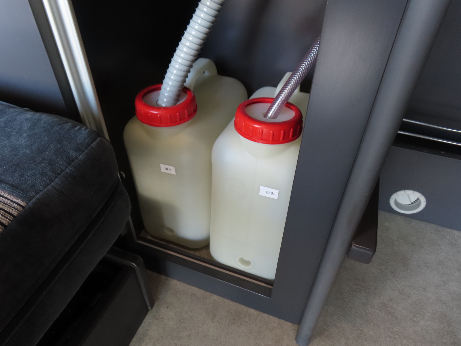 キャンピングカー バンコン ﾊｲｴｰｽ 東和 ﾂｪﾙﾄｷﾘﾏ 4WD