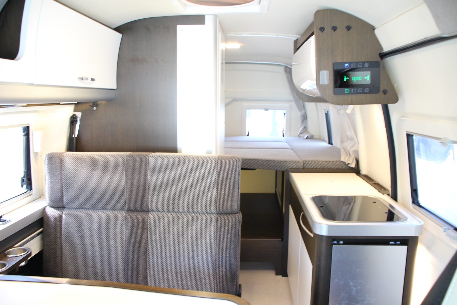 キャンピングカー バンコン ﾊｲｴｰｽ ﾄｲﾌｧｸﾄﾘｰ ｺﾙﾄﾞﾊﾞｸﾙｰｽﾞ