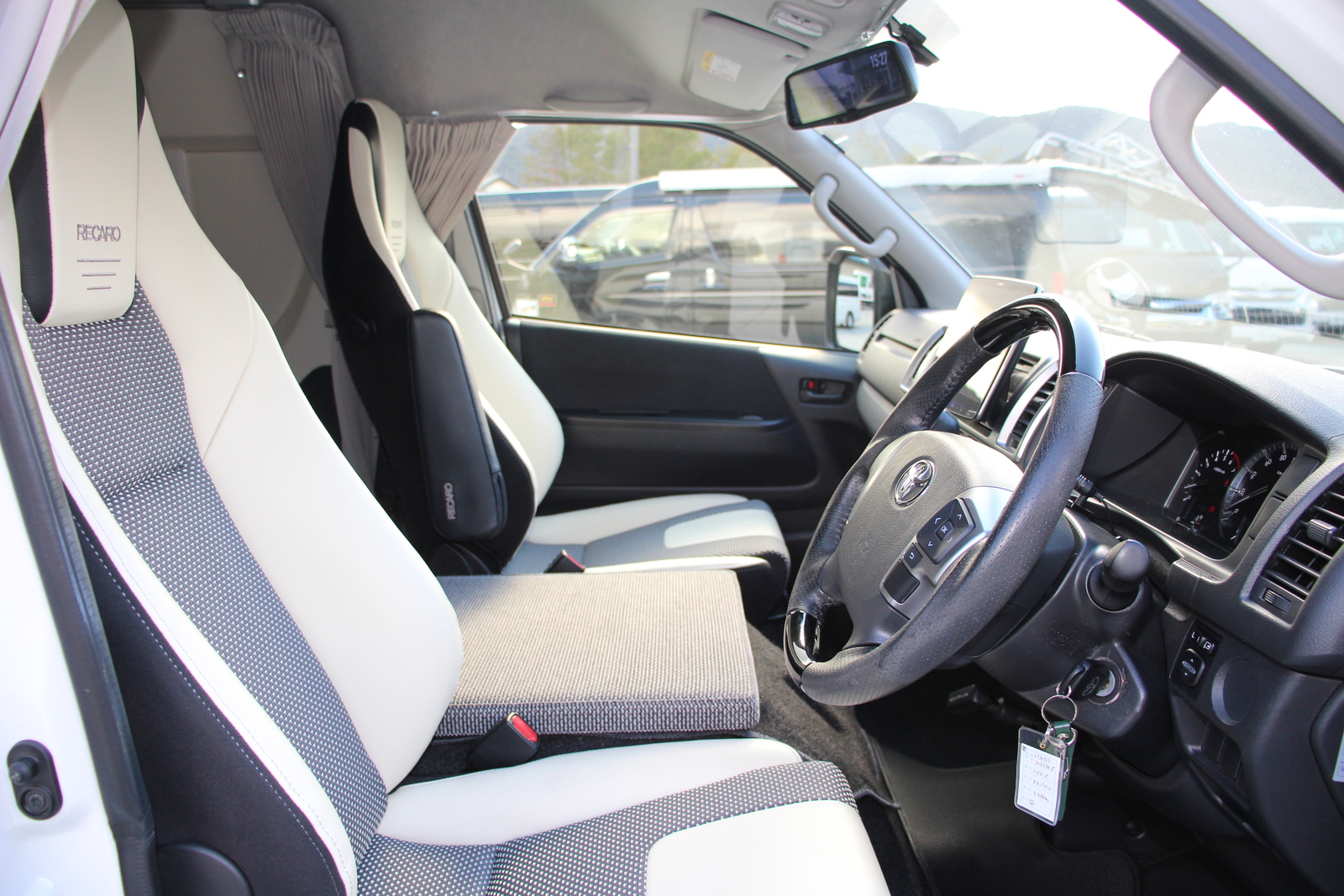 キャンピングカー バンコン ﾊｲｴｰｽ ﾄｲﾌｧｸﾄﾘｰ ｺﾙﾄﾞﾊﾞｸﾙｰｽﾞ