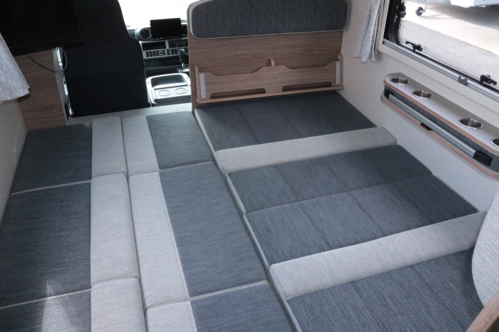 キャンピングカー キャブコン ｶﾑﾛｰﾄﾞ 東和 ﾓﾋﾞｰDC ｴｱｺﾝ　FF