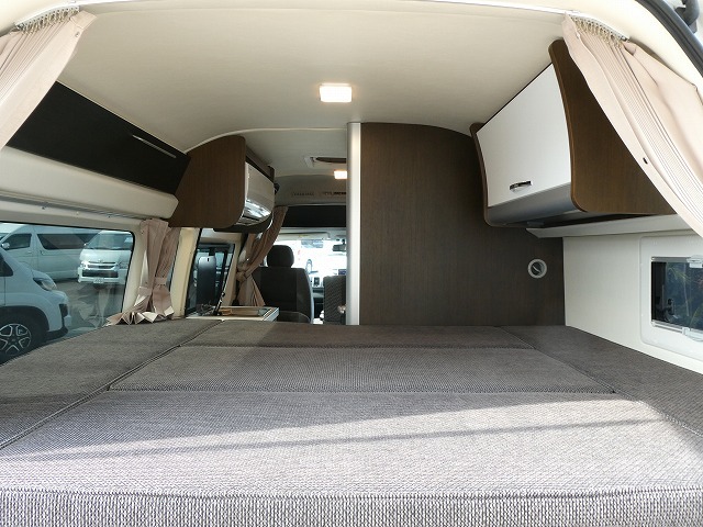 キャンピングカー バンコン ﾄｲﾌｧｸﾄﾘｰ　ｺﾙﾄﾞﾊﾞｸﾙｰｽﾞ　4WD　軽油　家AC