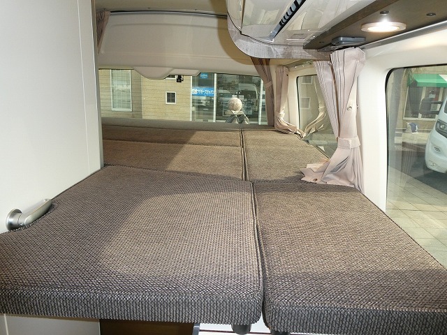 キャンピングカー バンコン ﾄｲﾌｧｸﾄﾘｰ　ｺﾙﾄﾞﾊﾞｸﾙｰｽﾞ　4WD　軽油　家AC