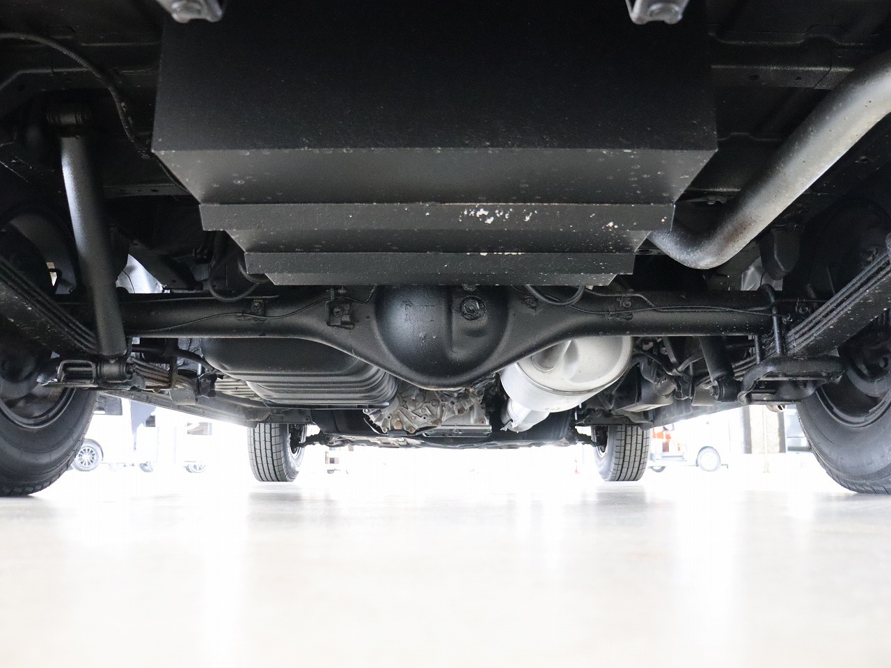 キャンピングカー バンコン ﾊｲｴｰｽ FOCS DS-F 4WD