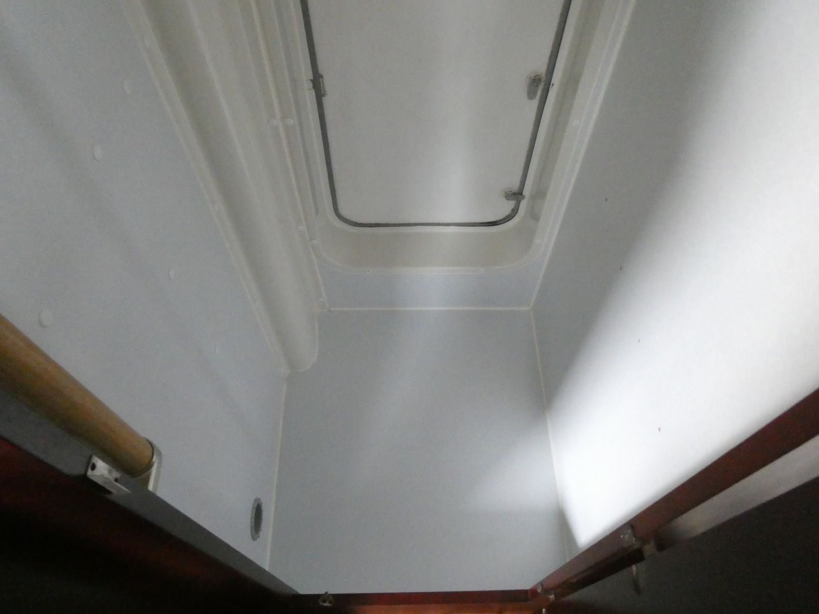 キャンピングカー キャブコン ﾅｯﾂRV　ｸﾚｿﾝﾎﾞｰﾀﾞｰ　FFﾋｰﾀｰ　ｿｰﾗｰﾊﾟﾈﾙ