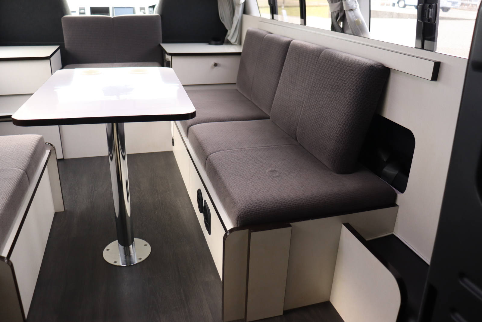 キャンピングカー バンコン ﾊｲｴｰｽ ATV群馬 RSﾜｺﾞﾝ