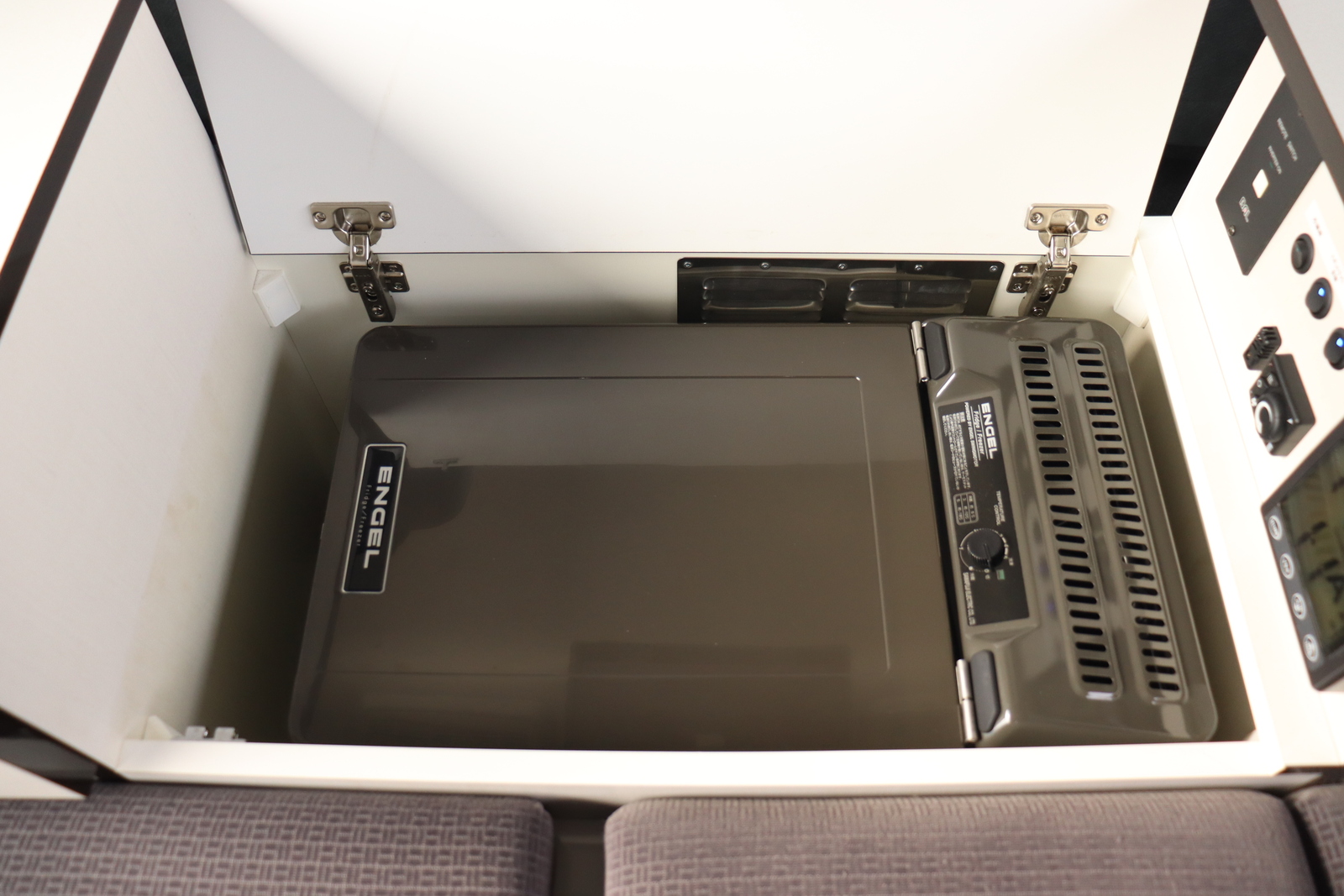 キャンピングカー バンコン ﾊｲｴｰｽ ATV群馬 RSﾜｺﾞﾝ