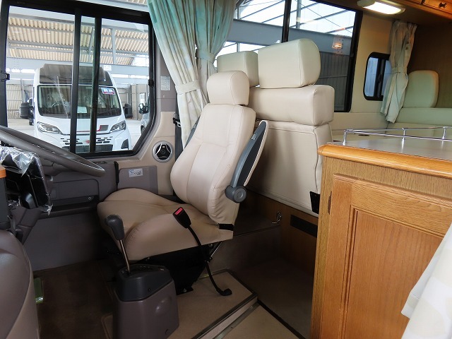 キャンピングカー バスコン ﾘｴｯｾ RVﾗﾝﾄﾞ ﾗﾝﾄﾞﾎｰﾑ ﾙｰﾌAC 発電機