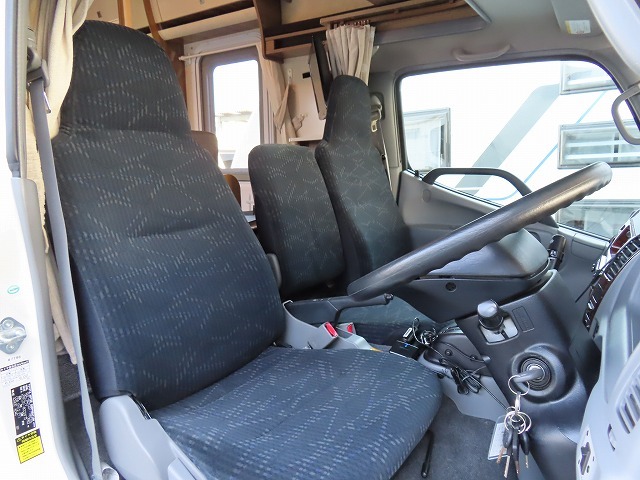 キャンピングカー キャブコン ｶﾑﾛｰﾄﾞ ﾊﾞﾝﾃｯｸ ｼﾞﾙ520 家庭用ｴｱｺﾝ