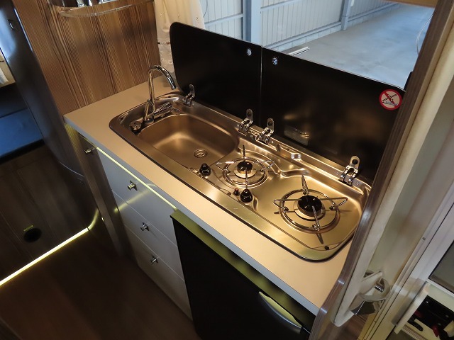 キャンピングカー キャブコン ｶﾑﾛｰﾄﾞ ﾊﾞﾝﾃｯｸ ｼﾞﾙ520 家庭用ｴｱｺﾝ