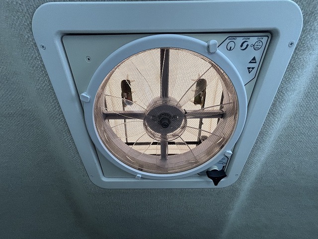 キャンピングカー キャブコン ｶﾑﾛｰﾄﾞ ｷｬﾝﾊﾟｰ厚木 ﾊﾟﾋﾟｰ480 4WD