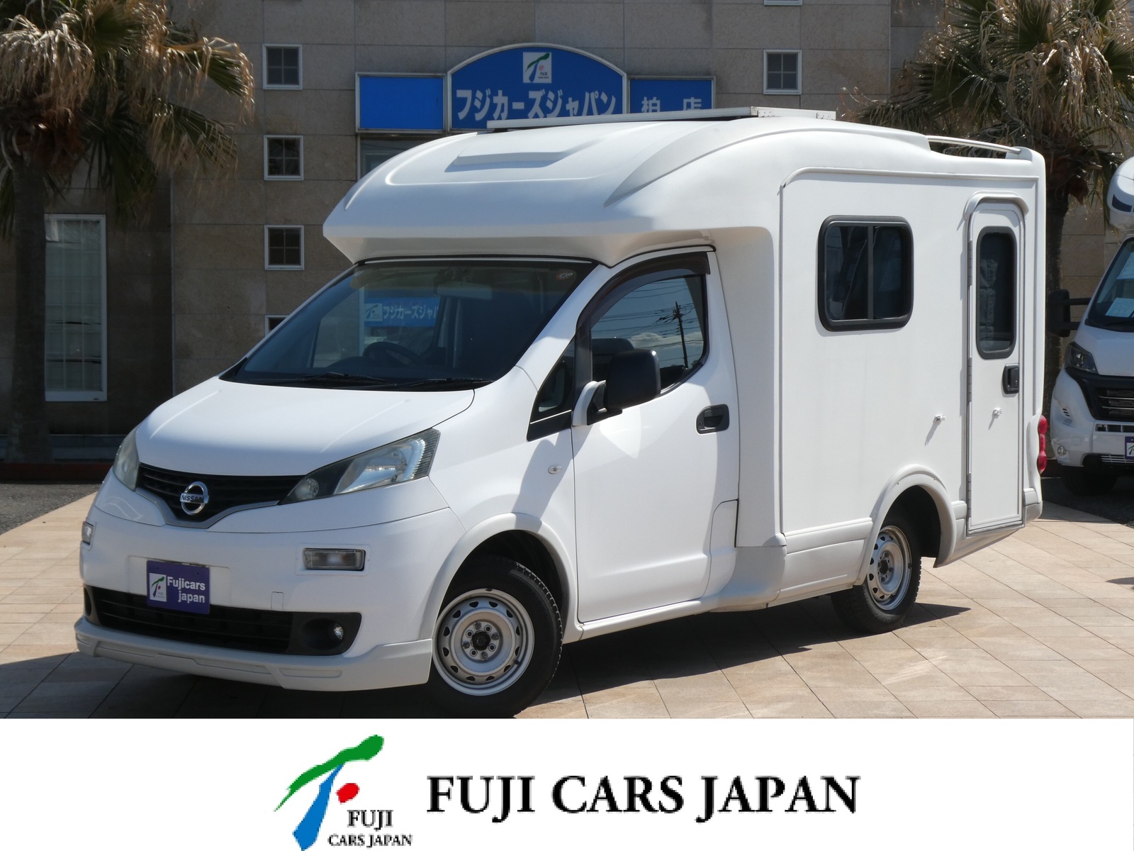 キャンピングカー NV200 AtoZ　アルファ　FFヒーター　ソーラー　マックスファン