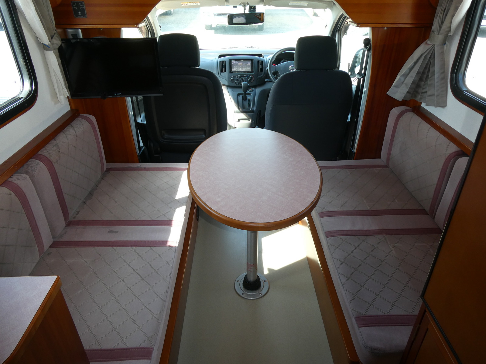 キャンピングカー NV200 AtoZ　ｱﾙﾌｧ　FFﾋｰﾀｰ　ｿｰﾗｰ　ﾏｯｸｽﾌｧﾝ