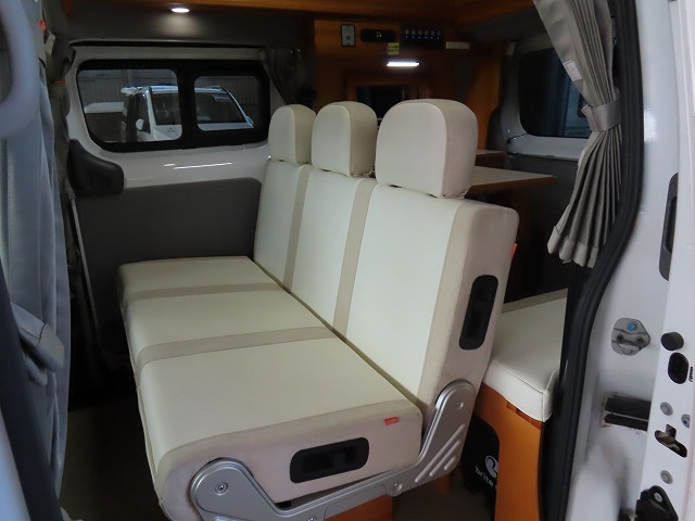 キャンピングカー バンコン NV200ﾊﾞﾈｯﾄ ﾀｺｽ NVｼﾞｬｯｸ