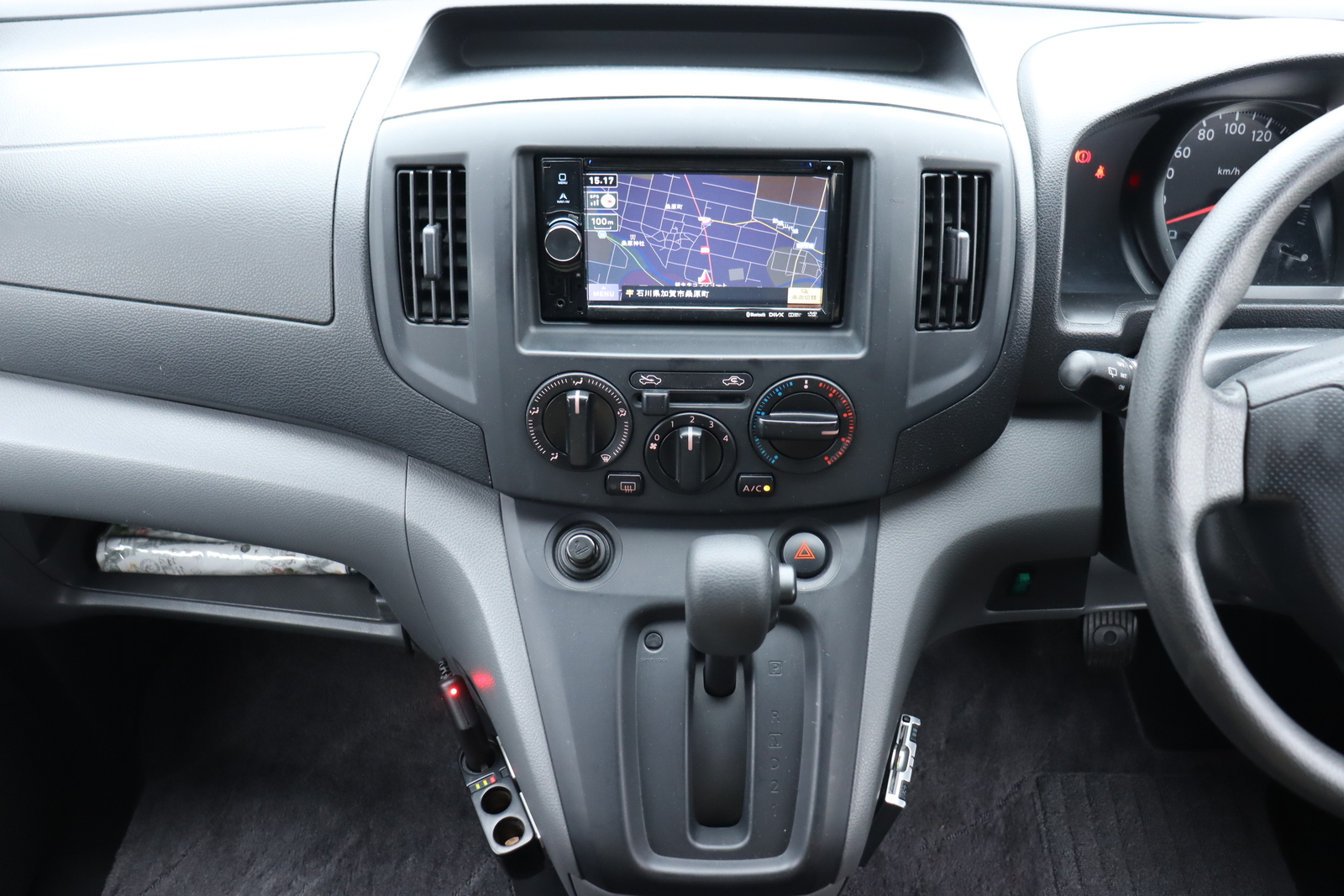 キャンピングカー バンコン NV200ﾊﾞﾈｯﾄ ｷｬﾝﾊﾟｰｱｼｽﾄ製ｷｬﾝﾋﾟﾝｸﾞ