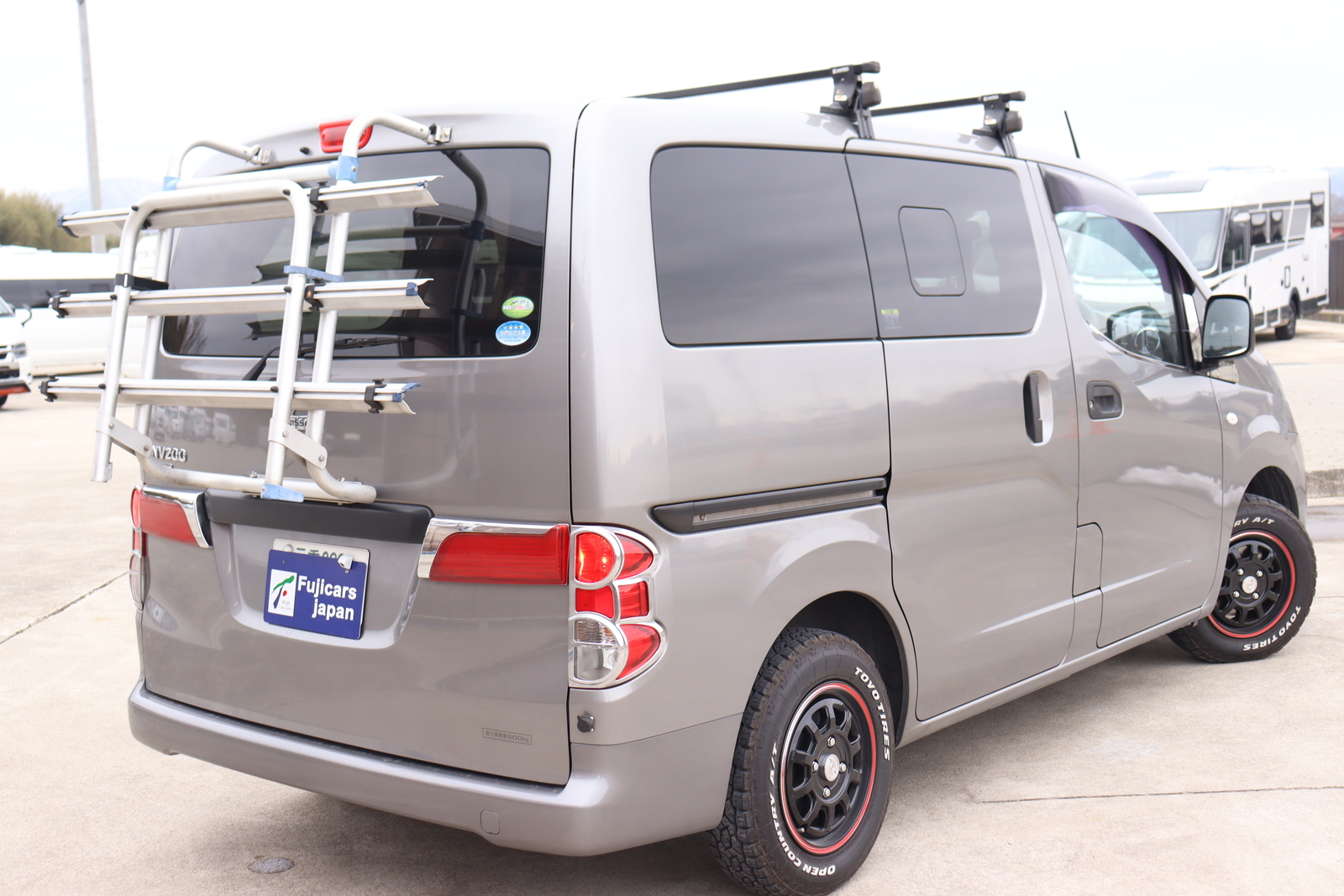 キャンピングカー バンコン NV200ﾊﾞﾈｯﾄ ｷｬﾝﾊﾟｰｱｼｽﾄ製ｷｬﾝﾋﾟﾝｸﾞ