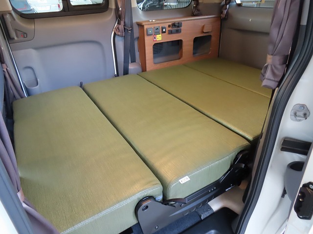 キャンピングカー バンコン NV200ﾊﾞﾈｯﾄ FOCS ﾙｿ