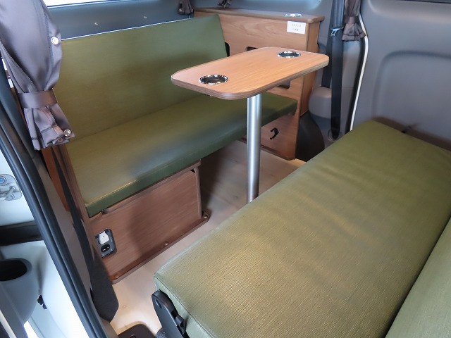 キャンピングカー バンコン NV200ﾊﾞﾈｯﾄ FOCS ﾙｿ