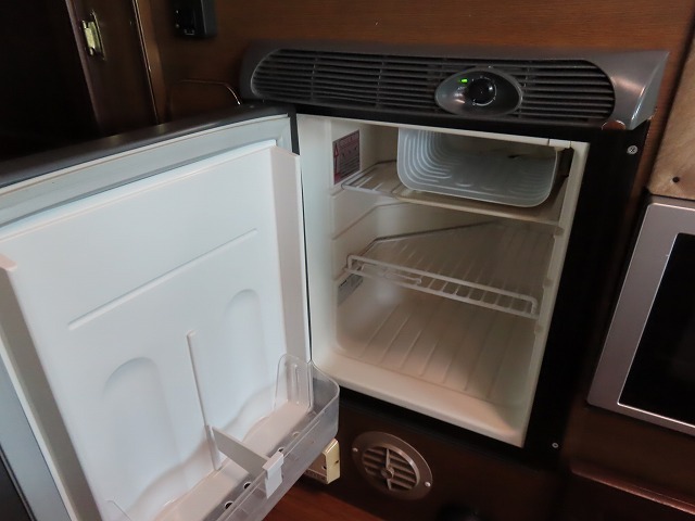 キャンピングカー バスコン ｼﾋﾞﾘｱﾝ ﾃｯﾂRV製ｵﾘｼﾞﾅﾙ　家庭用ｴｱｺﾝ