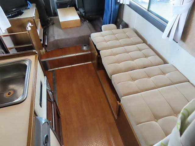 キャンピングカー バスコン ｼﾋﾞﾘｱﾝ ﾃｯﾂRV製ｵﾘｼﾞﾅﾙ　家庭用ｴｱｺﾝ