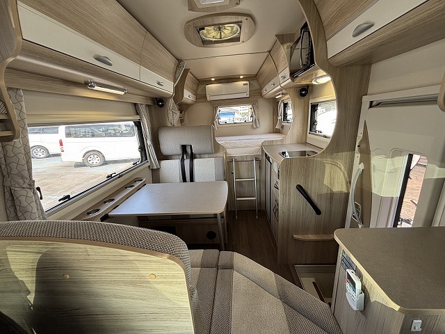 キャンピングカー キャブコン ｶﾑﾛｰﾄﾞﾅｯﾂ ｸﾚｿﾝｼﾞｬｰﾆｰｴﾎﾞﾗｲﾄ 4WD