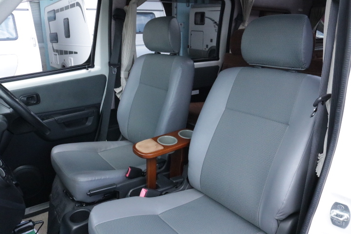 キャンピングカー バンコン ﾀｳﾝｴｰｽ ﾀｺｽ ﾊﾅｲﾌﾞ 4WD　ﾎﾟｯﾌﾟｱｯﾌﾟ