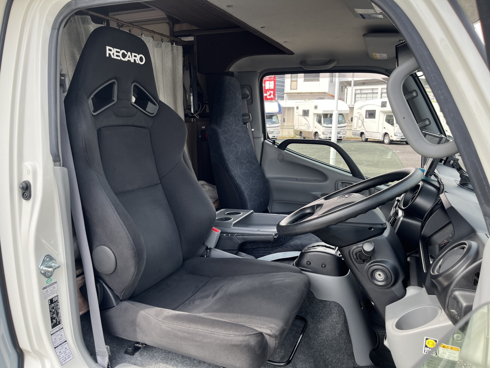 キャンピングカー キャブコン ﾅｯﾂRV ｸﾚｱ5.3Zｴﾎﾞ 4WD 1ｵｰﾅｰ