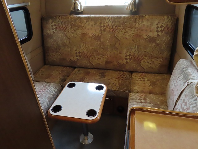 キャンピングカー バスコン ｺｰｽﾀｰ RVﾗﾝﾄﾞ ﾗﾝﾄﾞﾎｰﾑ FFﾋｰﾀｰ窓埋め