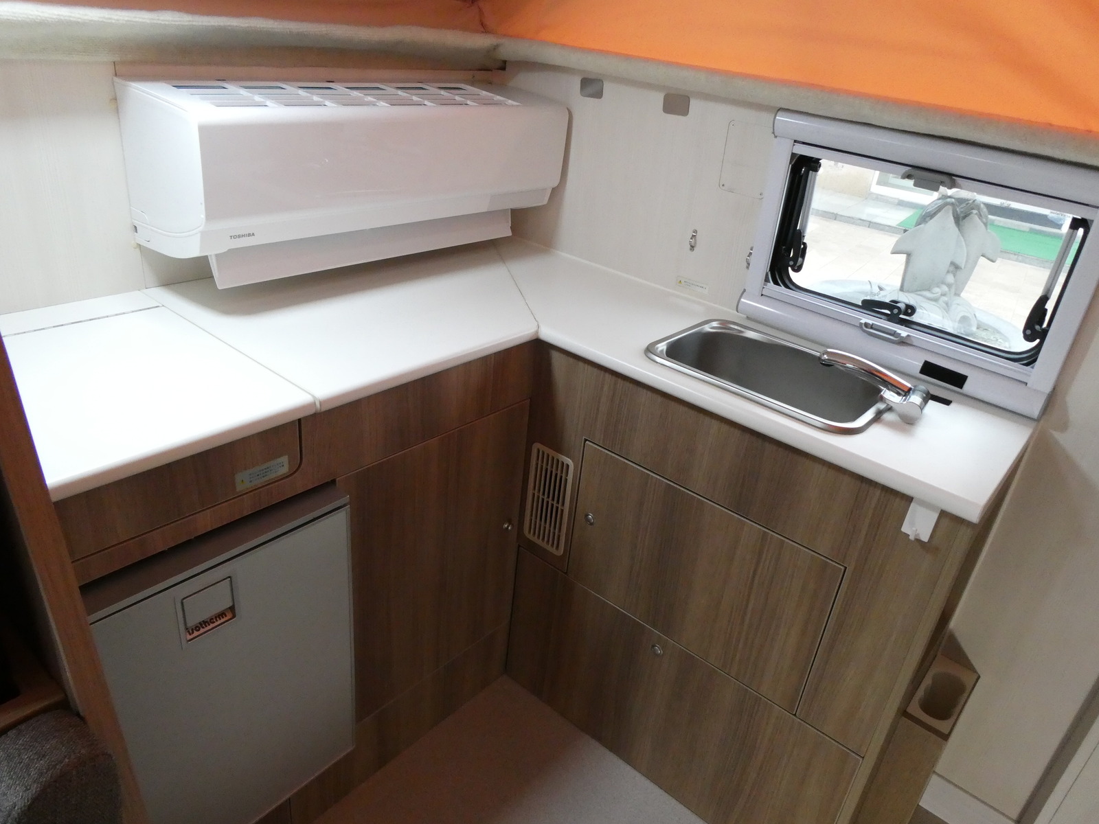 キャンピングカー キャブコン ｷｬﾝﾊﾟｰ厚木　ﾊﾟﾋﾟｰ210　家AC　ﾎﾟｯﾌﾟｱｯﾌﾟ