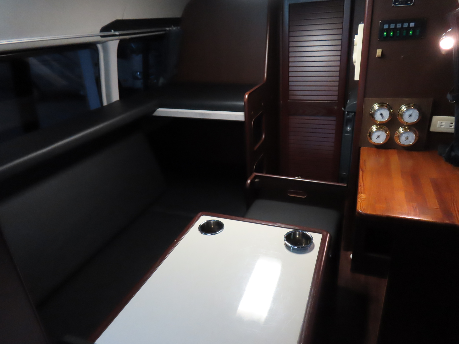 キャンピングカー バンコン ﾊｲｴｰｽ OMC 北斗　FFﾋｰﾀｰ