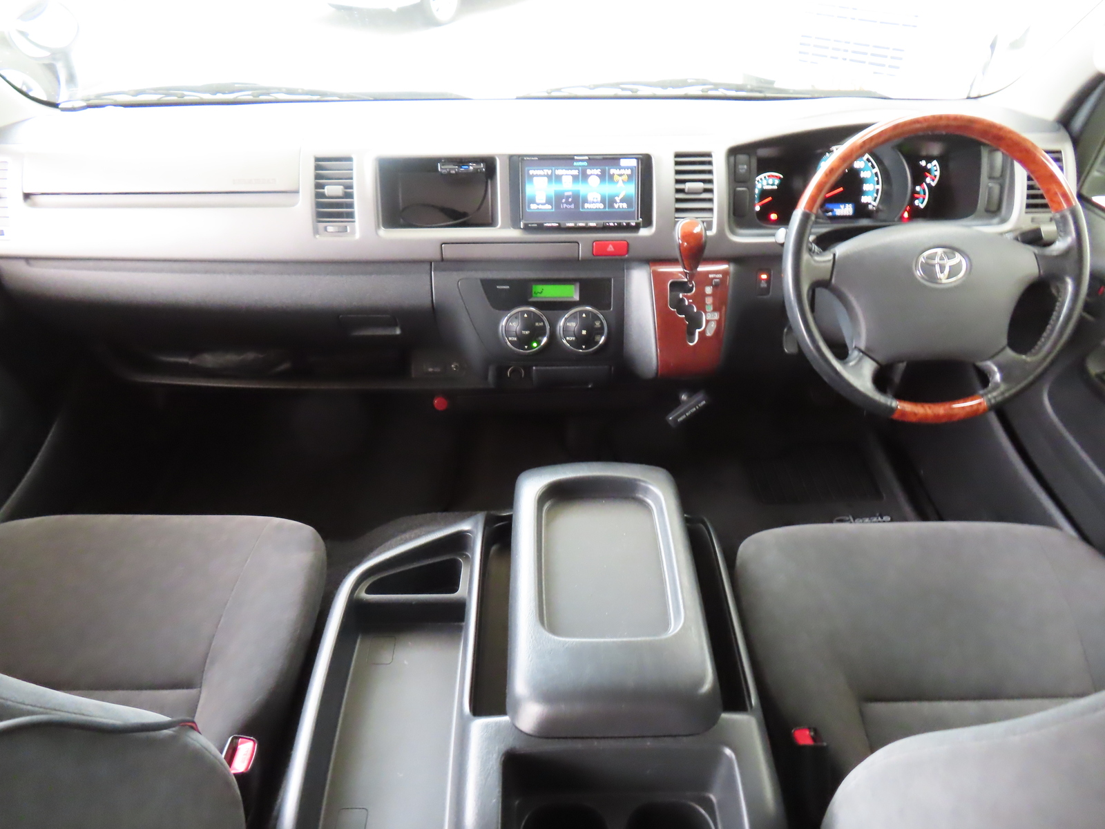 キャンピングカー バンコン ﾊｲｴｰｽ OMC 北斗　FFﾋｰﾀｰ