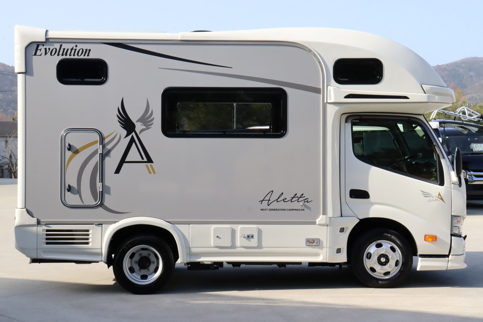 キャンピングカー キャブコン ｶﾑﾛｰﾄﾞ ﾅｯﾂRV ｱﾚｯﾀRE ｴﾎﾞⅢ 4WD