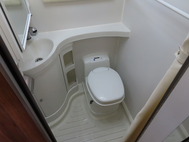 キャンピングカー キャブコン ｶﾑﾛｰﾄﾞ ﾄﾘｯﾌﾟⅡﾌﾟﾚﾐｱﾑﾒｶﾞ ｸｰﾙｽﾀｰ