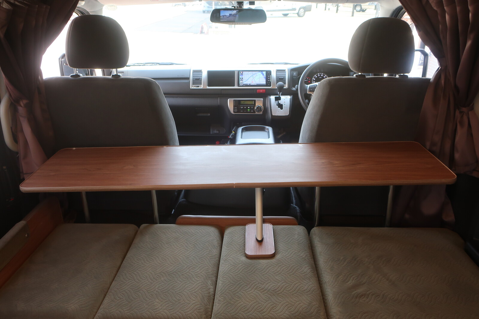 キャンピングカー バンコン ﾊｲｴｰｽ FOCS DS-Lｽﾀｲﾙ