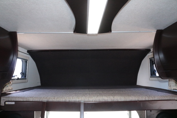 キャンピングカー キャブコン ｶﾑﾛｰﾄﾞ ﾅｯﾂRVｸﾚｿﾝX 家庭用ｴｱｺﾝ FF暖房