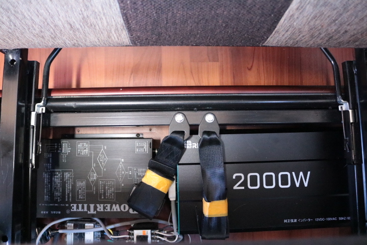 キャンピングカー キャブコン ｶﾑﾛｰﾄﾞ ﾅｯﾂRVｸﾚｿﾝX 家庭用ｴｱｺﾝ FF暖房